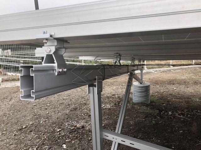 Pemasangan Tanah Aluminium